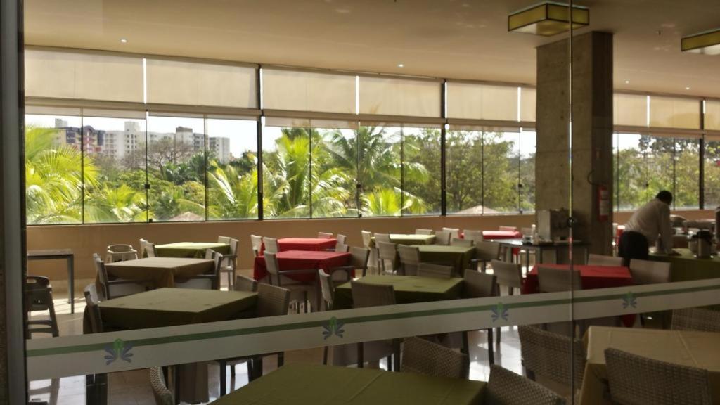 Le Jardin Hotel Com Promocao Em Outros Parques Caldas Novas Exterior foto